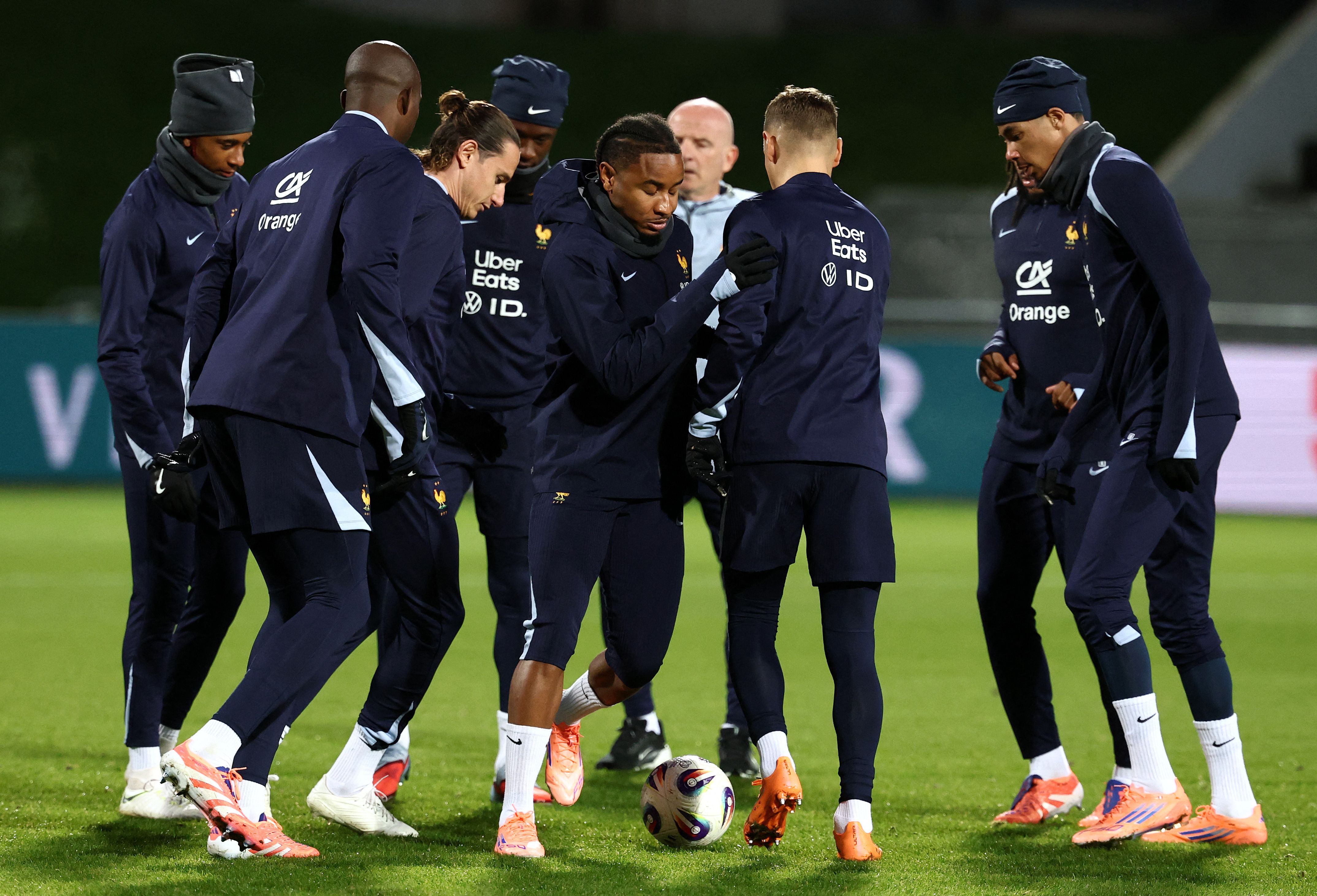 爱游戏-欧洲杯预选赛：法国队胜利晋级，德国队遗憾失利 